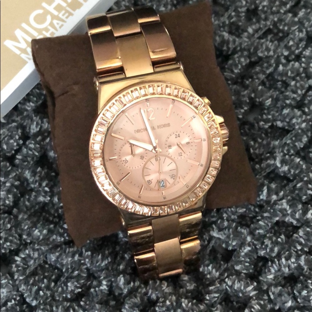 Michael Kors Dylan Rose Gold Watch